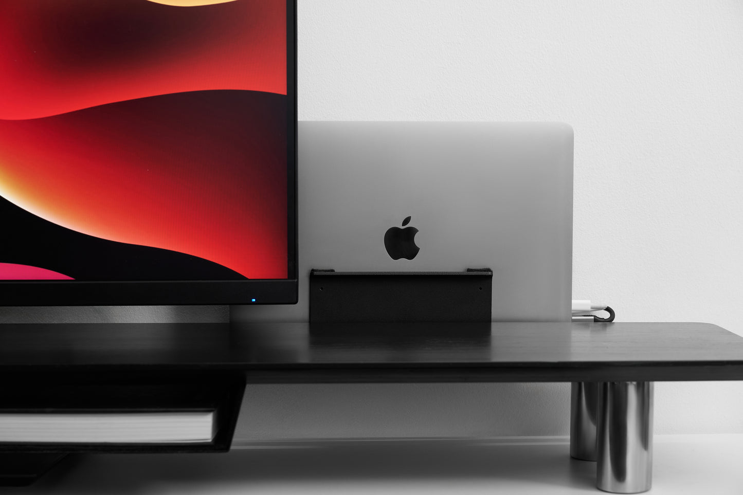 Giá đỡ laptop đứng - Vertical Laptop Stand